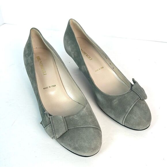 Bruno Magli Gray Suede Kitten Heels Pumps Italy US 9 - Picture 3 of 13